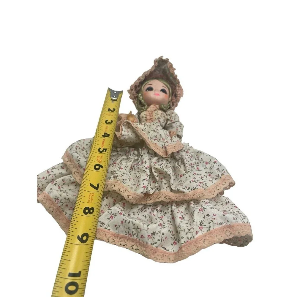 Vintage BIG EYES BRADLEY DOLL LISA-Made in Korea-Flower Dress w/ Bonnet 11